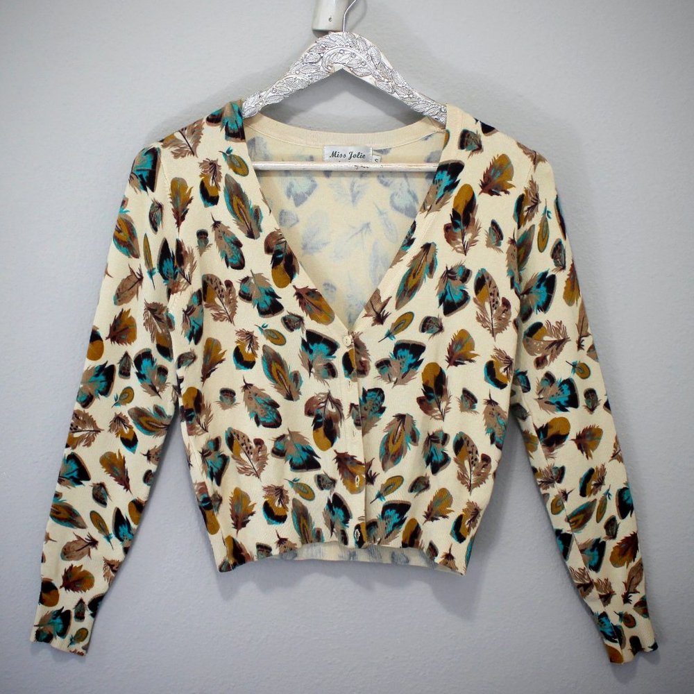 Vintage Woman's Feather Print Cardigan Sweater Size S Signed "Miss Jolie London"